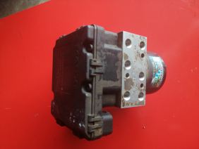 Hyundai Santafe Çıkma Abs Beyni orj no 58900-26180  02956-26210